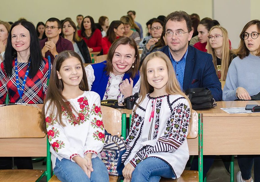 74880648_2417829431768533_8236294608414310400_o